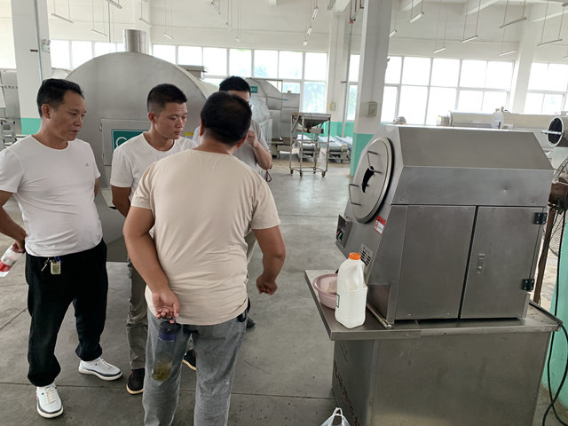 電磁炒板栗機.jpg